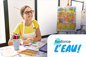 Young girl painting - renforce leau